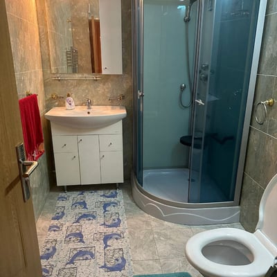 Rent of comfortable furnished 2-room apartments, 57 m², Constanța, Romania